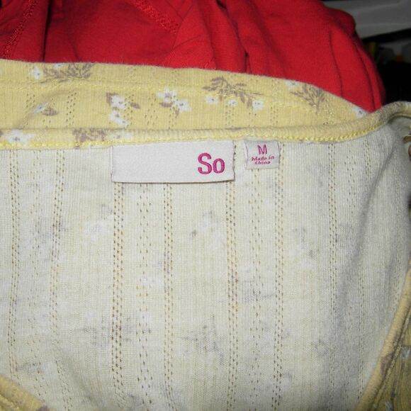 So Yellow Floral Crop top M - Picture 4 of 4